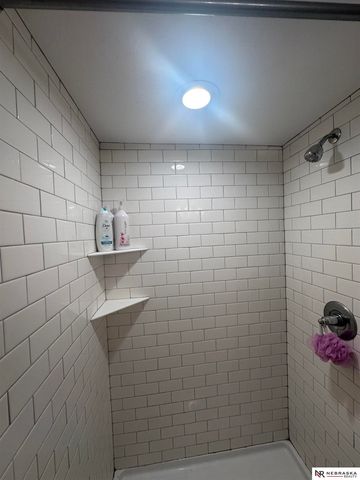 5022 Lafayette Avenue, Omaha, NE 68132