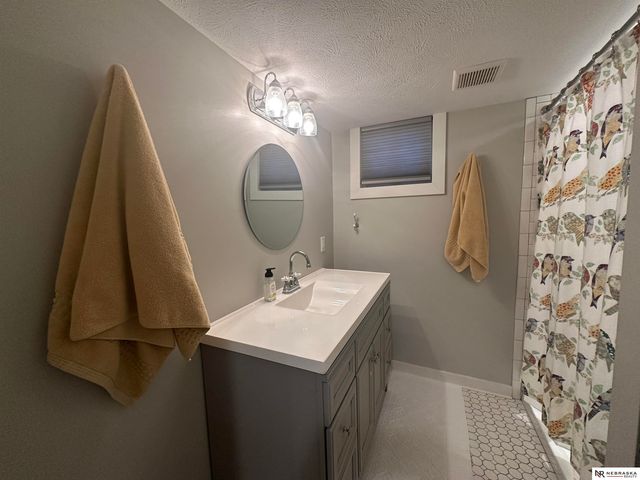 5022 Lafayette Avenue, Omaha, NE 68132