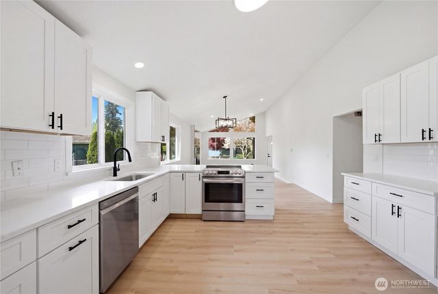 13103 48th Avenue NE, Marysville, WA 98271