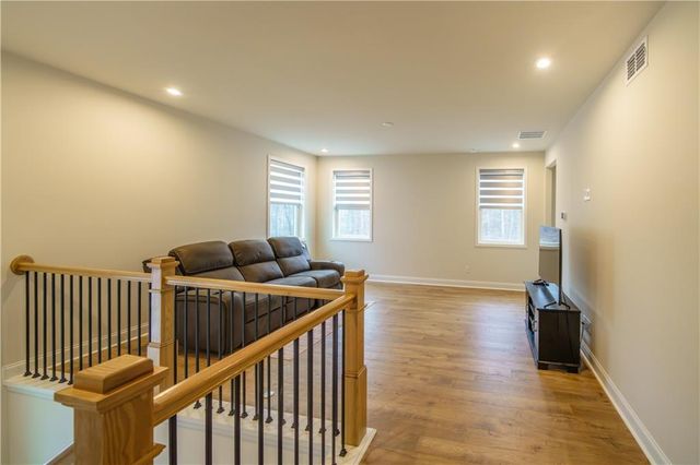 776 Clifftop Crossing, Powder Springs, GA 30127