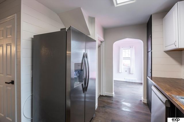 2703 Crown Point Avenue, Omaha, NE 68111