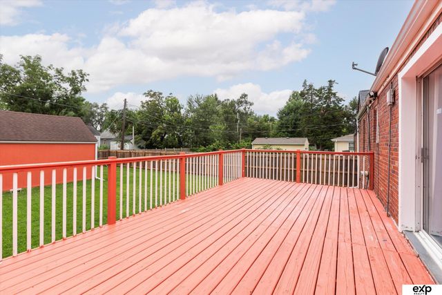 2703 Crown Point Avenue, Omaha, NE 68111