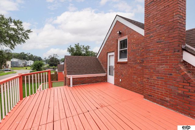 2703 Crown Point Avenue, Omaha, NE 68111