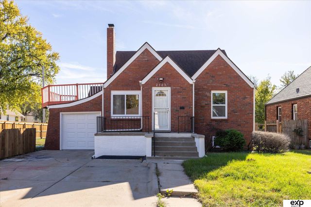 2703 Crown Point Avenue, Omaha, NE 68111