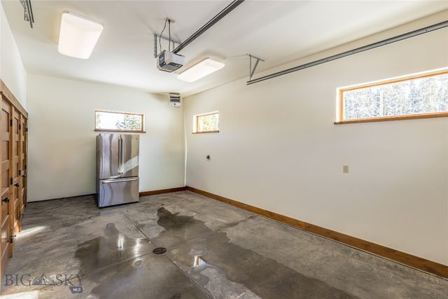 18 Claim Jumper Road, Big Sky, MT 59716