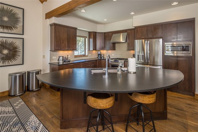 18 Claim Jumper Road, Big Sky, MT 59716