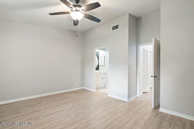7701 BAYMEADOWS Circle W 1124, Jacksonville, FL 32256
