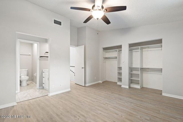 7701 BAYMEADOWS Circle W 1124, Jacksonville, FL 32256