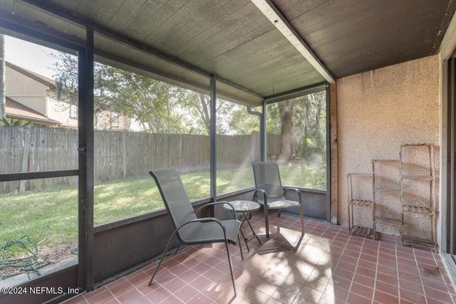 7701 BAYMEADOWS Circle W 1124, Jacksonville, FL 32256