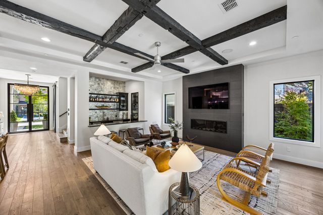 4224 Amherst Avenue, University Park, TX 75225