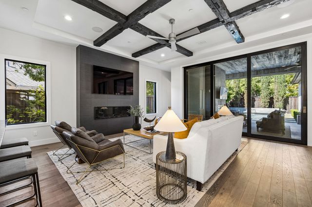 4224 Amherst Avenue, University Park, TX 75225