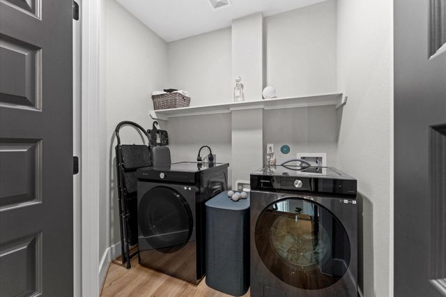 6904 Covington Drive B, Houston, TX 77091