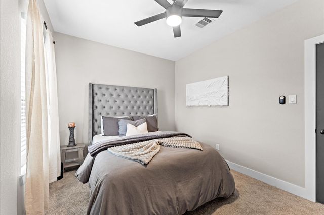 6904 Covington Drive B, Houston, TX 77091