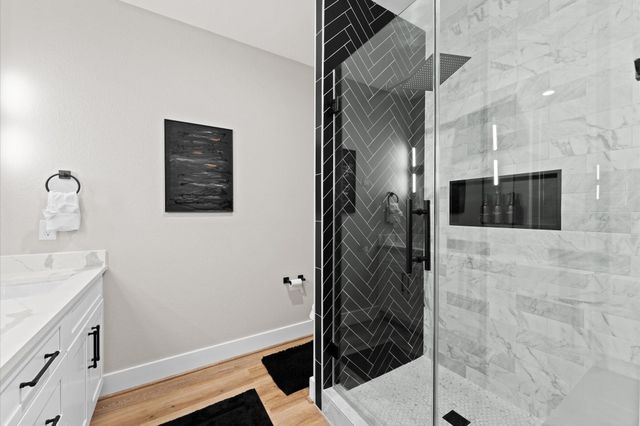 6904 Covington Drive B, Houston, TX 77091