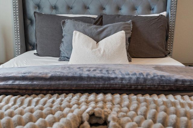 6904 Covington Drive B, Houston, TX 77091