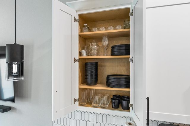 6904 Covington Drive B, Houston, TX 77091