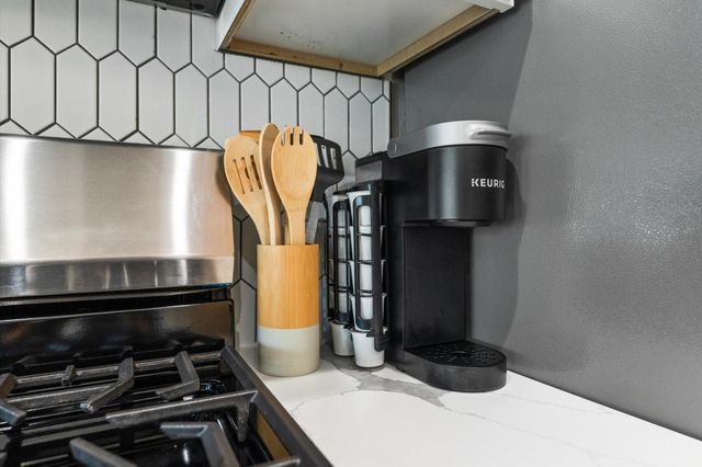 6904 Covington Drive B, Houston, TX 77091