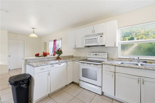 2505 Henderson AVE, Fort Myers, FL 33916