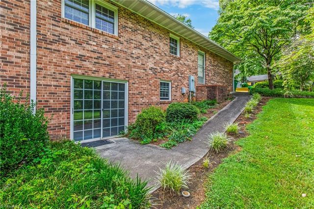 107 Hickory Street, Boonville, NC 27011