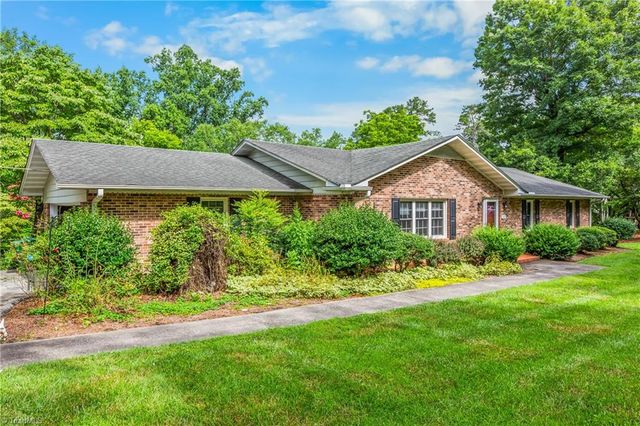 107 Hickory Street, Boonville, NC 27011
