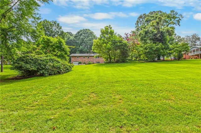 107 Hickory Street, Boonville, NC 27011