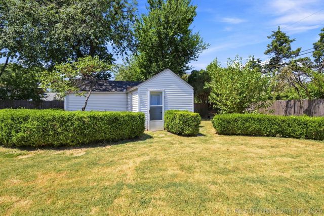 2611 E 18th Street, Tulsa, OK 74104