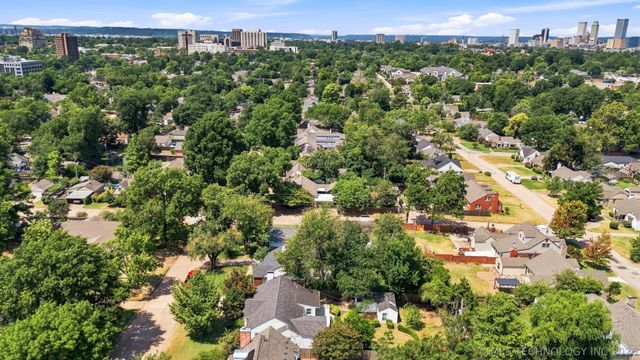 2611 E 18th Street, Tulsa, OK 74104