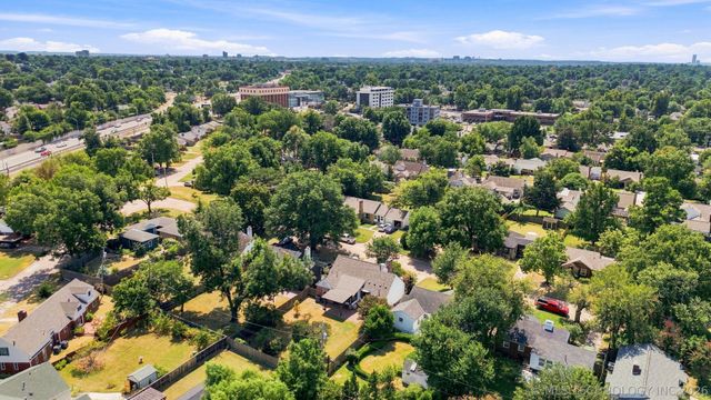 2611 E 18th Street, Tulsa, OK 74104