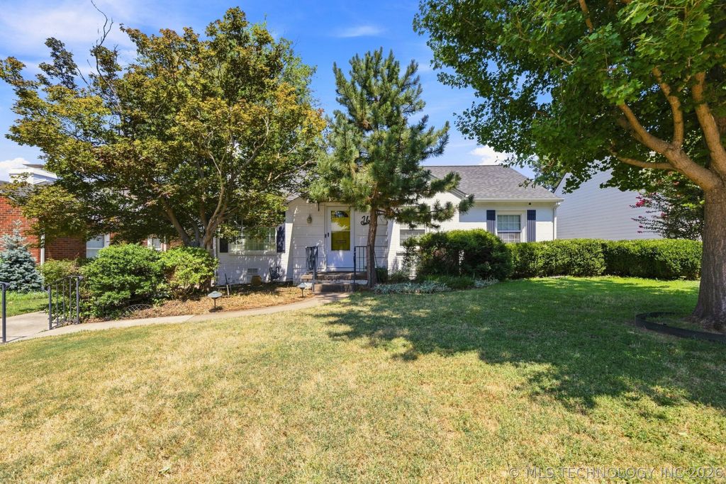 2611 E 18th Street, Tulsa, OK 74104