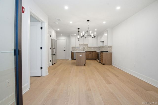 25 S Riverside Avenue 107, Croton-on-hudson, NY 10520