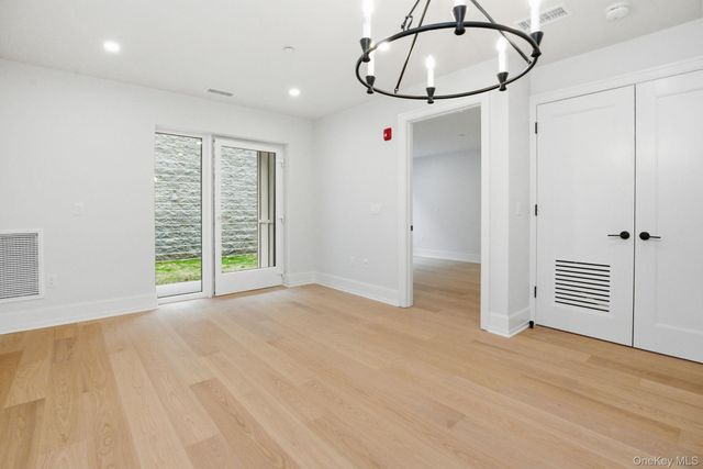 25 S Riverside Avenue 107, Croton-on-hudson, NY 10520