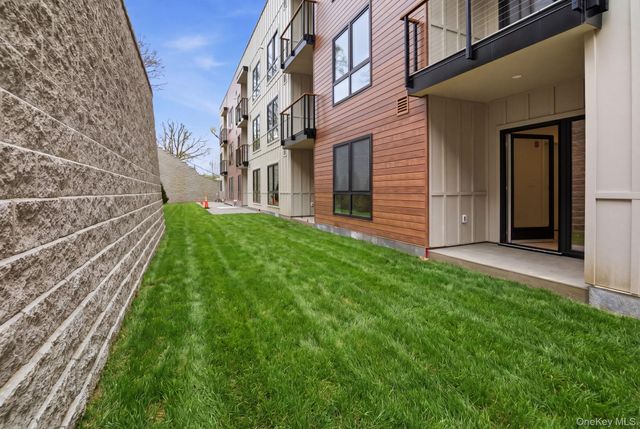 25 S Riverside Avenue 107, Croton-on-hudson, NY 10520