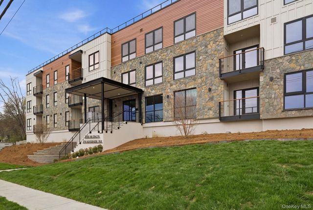 25 S Riverside Avenue 107, Croton-on-hudson, NY 10520