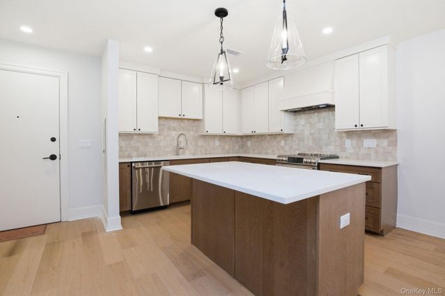 25 S Riverside Avenue 107, Croton-on-hudson, NY 10520