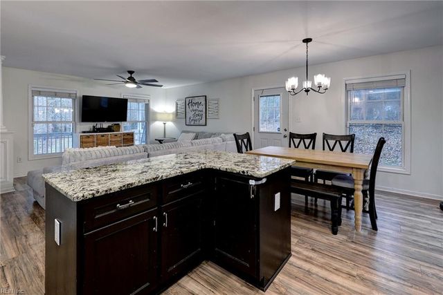 8747 Davenport RD, Gloucester, VA 23061