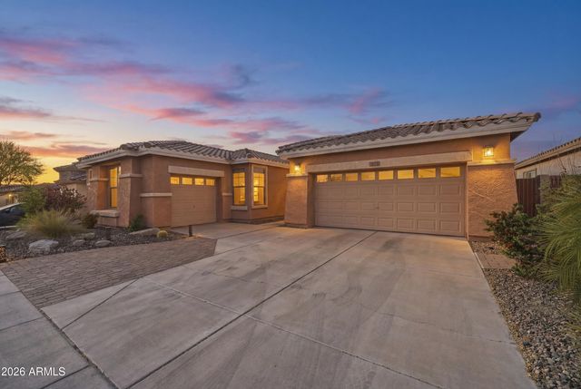 2310 W KACHINA Trail, Phoenix, AZ 85041