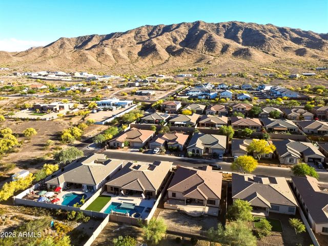 2310 W KACHINA Trail, Phoenix, AZ 85041