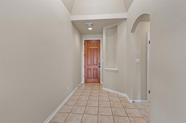 725 Botany Bay CIR, Pflugerville, TX 78660
