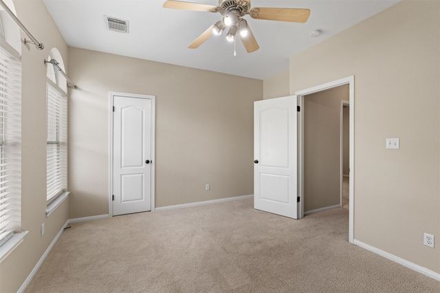 725 Botany Bay CIR, Pflugerville, TX 78660