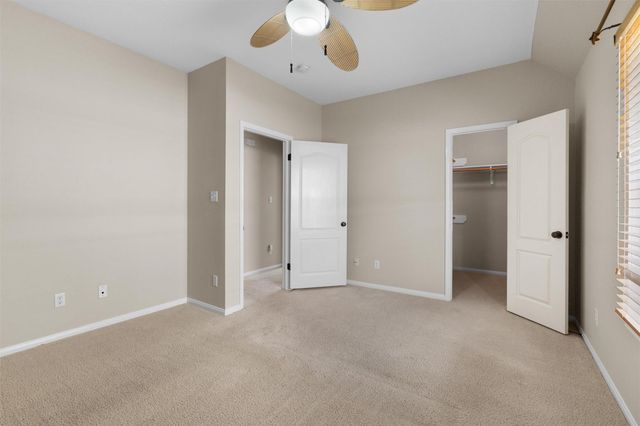 725 Botany Bay CIR, Pflugerville, TX 78660