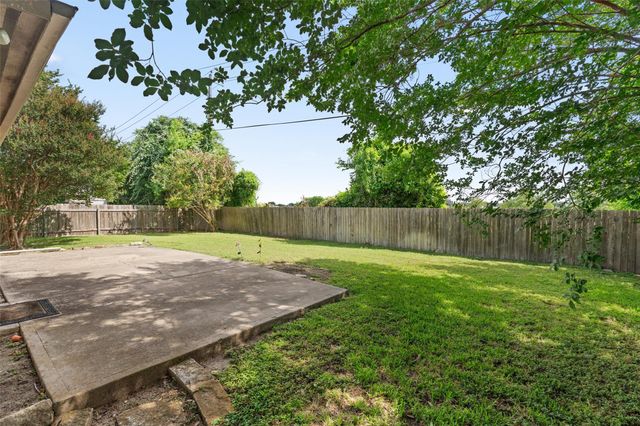 725 Botany Bay CIR, Pflugerville, TX 78660
