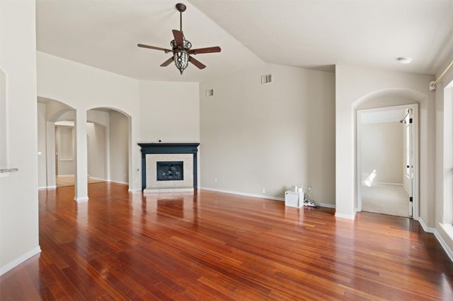 725 Botany Bay CIR, Pflugerville, TX 78660
