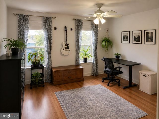102 S CLINTON ST, Baltimore, MD 21224