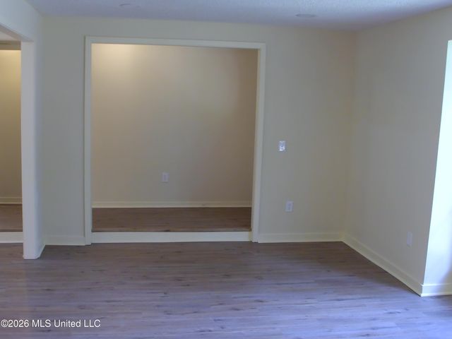 4649 Old Lake Road, Jackson, MS 39212