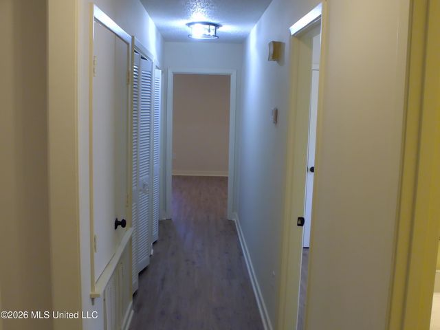 4649 Old Lake Road, Jackson, MS 39212