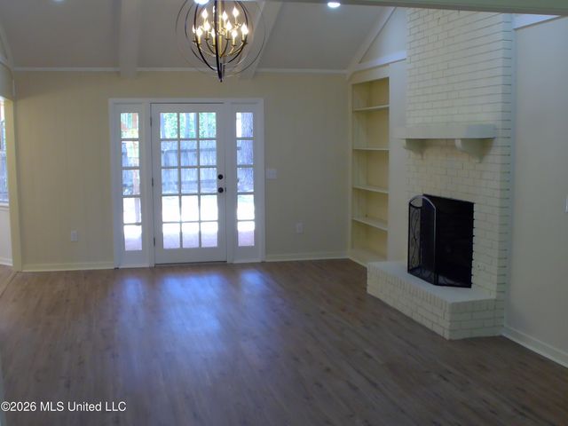 4649 Old Lake Road, Jackson, MS 39212