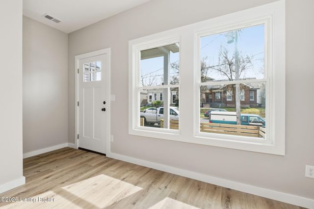 1043 Mary St, Louisville, KY 40204