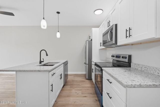 1043 Mary St, Louisville, KY 40204