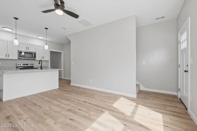 1043 Mary St, Louisville, KY 40204