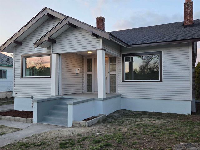 4127 E 2nd Ave, Spokane, WA 99202